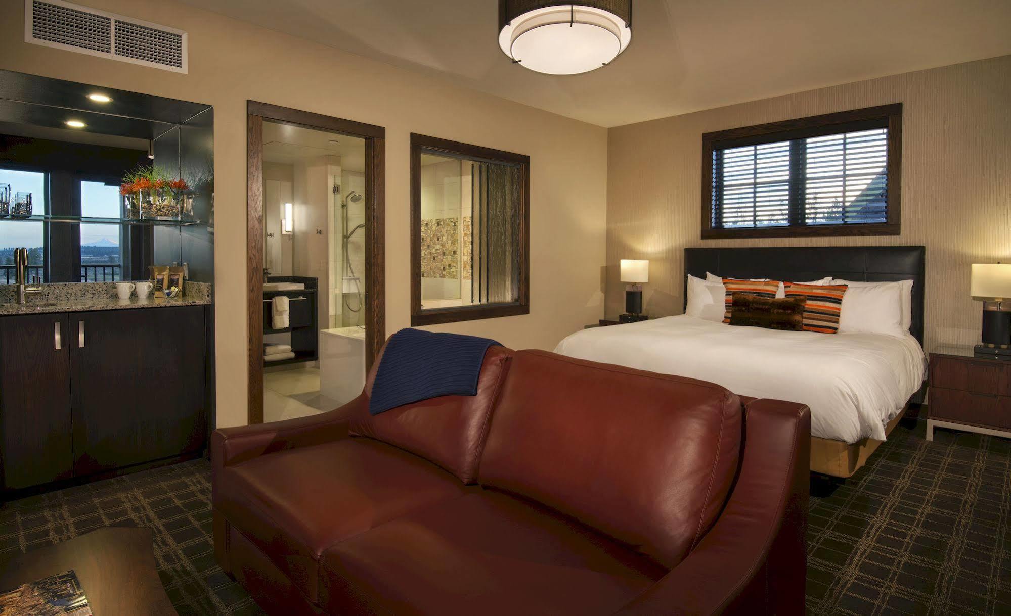Tetherow Resort 4*
